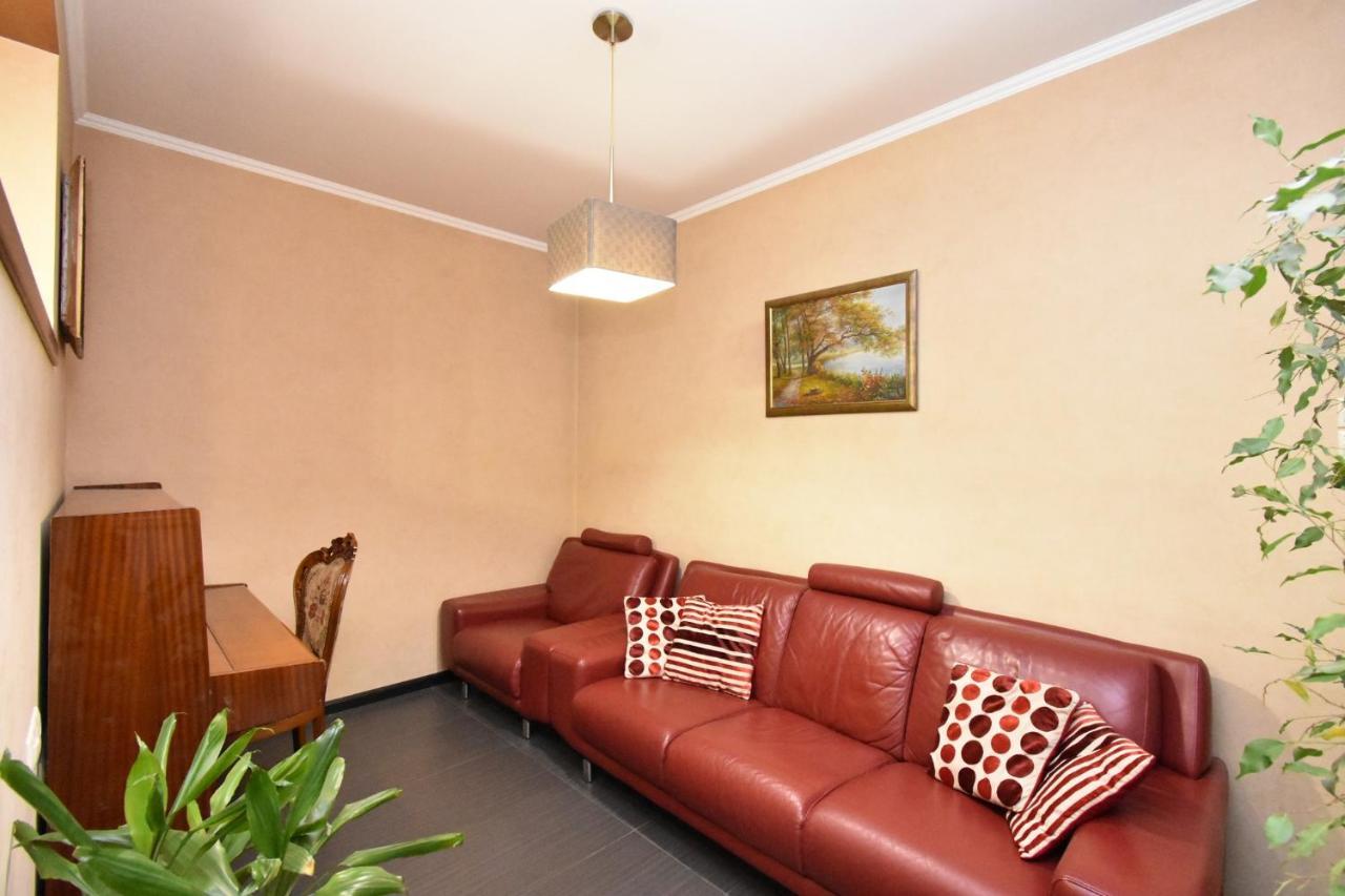 Dos Guest House Ереван Экстерьер фото