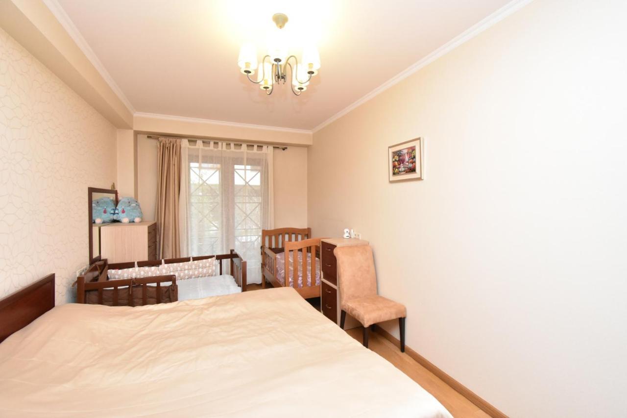 Dos Guest House Ереван Экстерьер фото