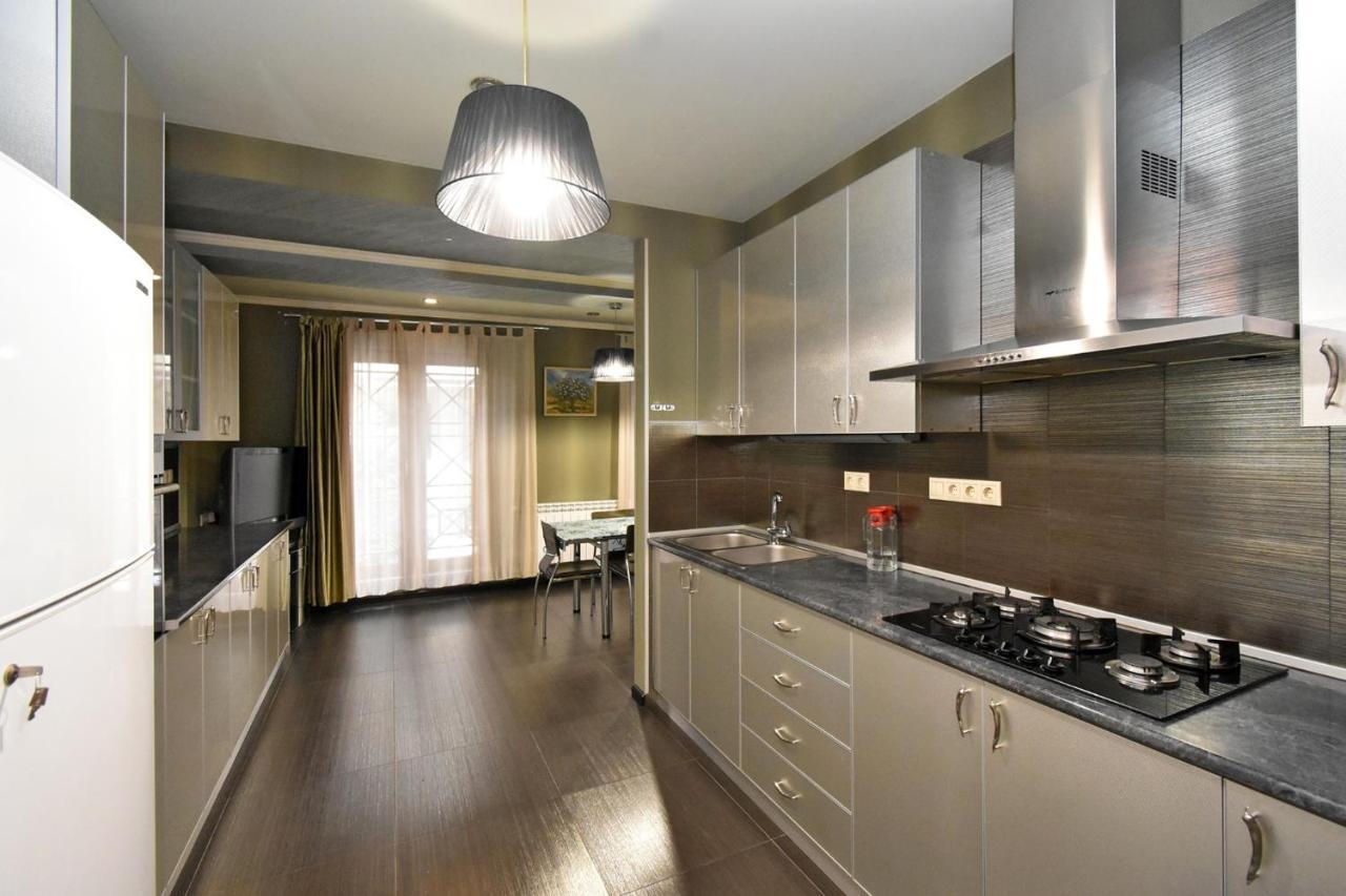 Dos Guest House Ереван Экстерьер фото