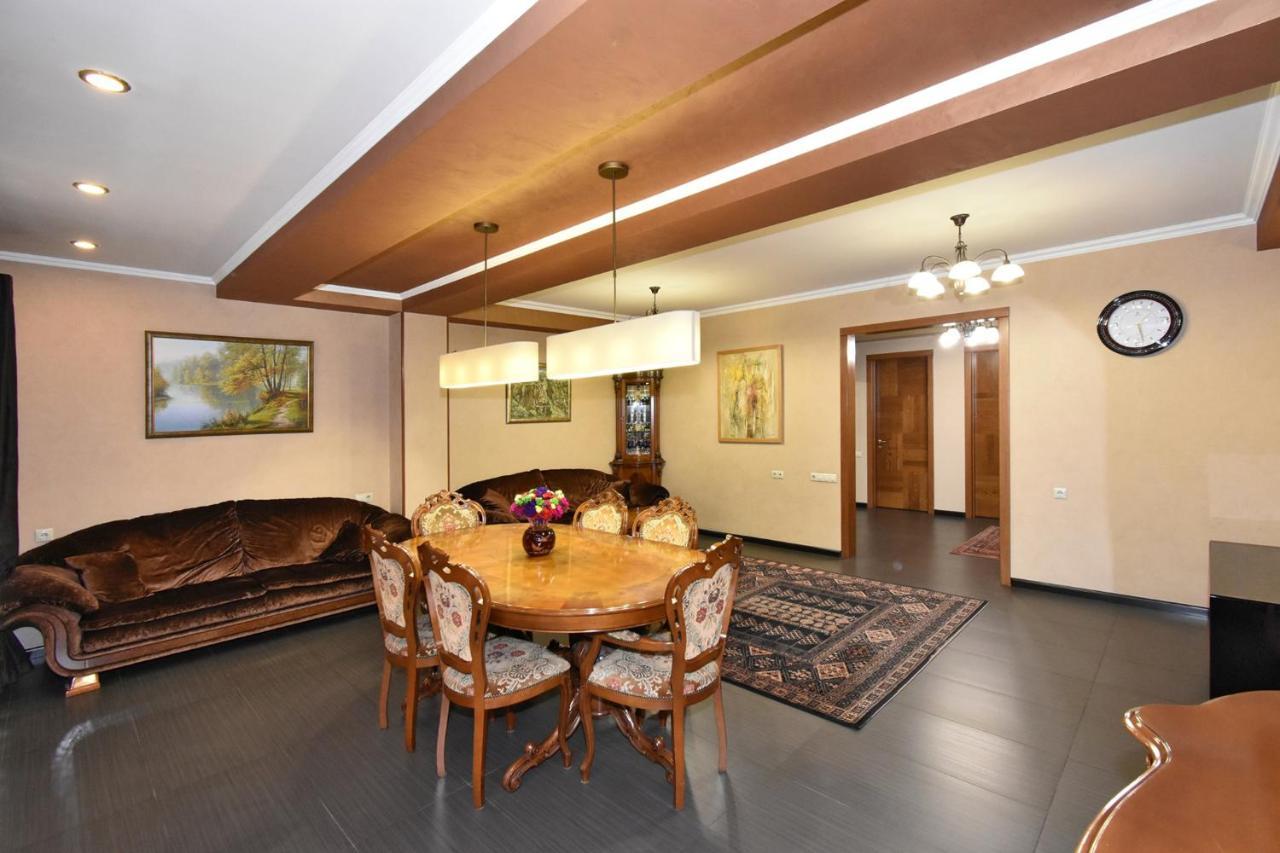 Dos Guest House Ереван Экстерьер фото