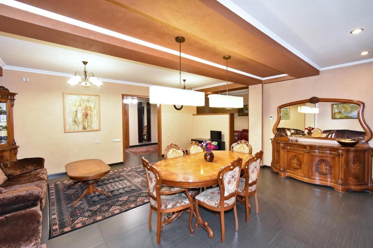 Dos Guest House Ереван Экстерьер фото
